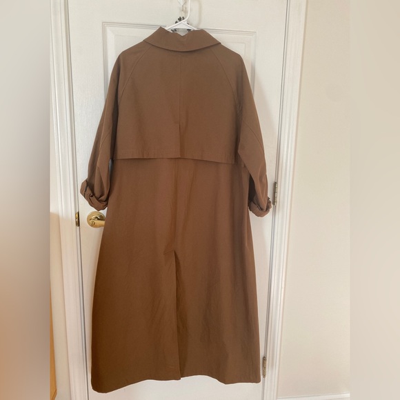 Classic trench coat in caramel color. Zara/oversized/calf length/caramel color - Picture 2 of 3